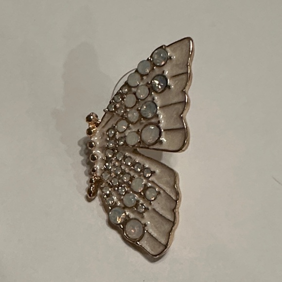 Chic Butterfly Earrings with Silver and Gold Accents EUC - Picture 2 of 4